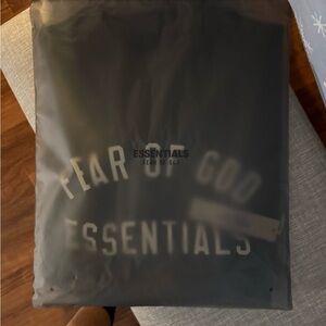 Essentials- Color military